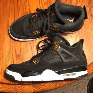 Air Jordan Retro 4’s(royalty)